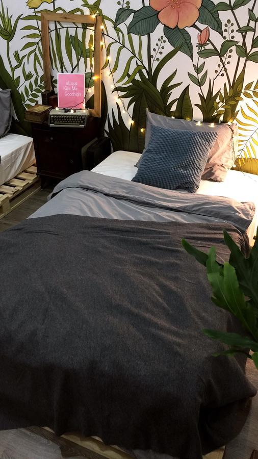 Condodo Homestay Ben Van Don Ho Chi Minh City Exterior photo